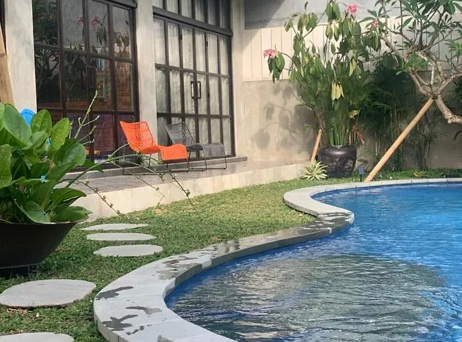 Rumah Hadeka Petitenget Villa *