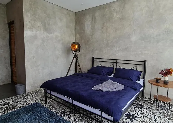 Villa Rumah Hadeka Petitenget Seminyak (Bali)