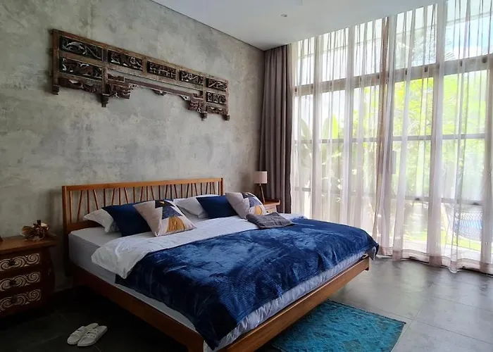 Rumah Hadeka Petitenget Villa